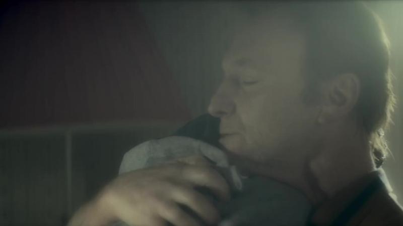 Кадры из сериала Голяк / Без гроша / На мели (2019)